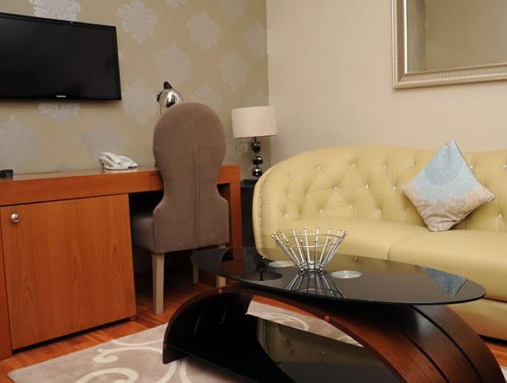 Morning Side Suites Aliayabiagba Zewnętrze zdjęcie