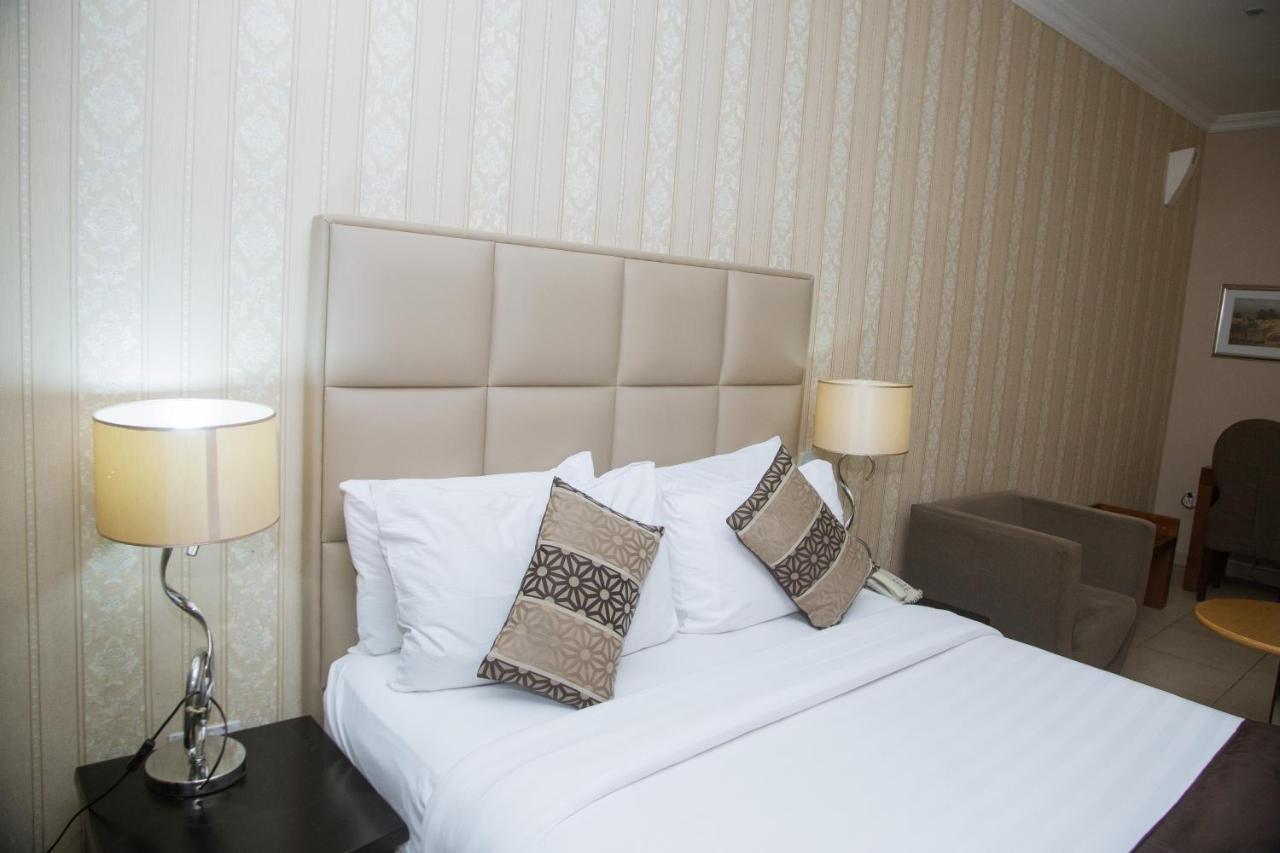 Morning Side Suites Aliayabiagba Zewnętrze zdjęcie